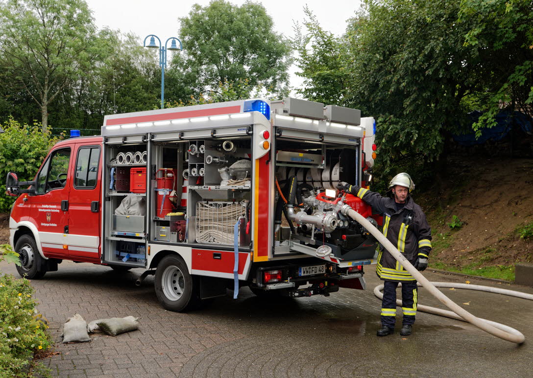 Feuerwehrauto aus Dreifelden                 